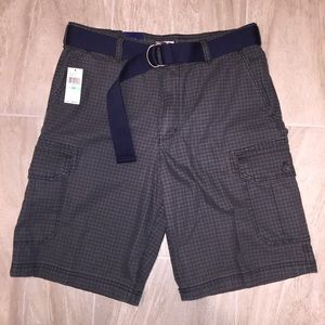 Izod Men’s Shorts Size 34 - NWT